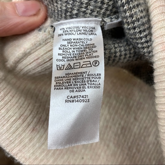 Loft Women’s Animal Print Mock Neck Wool Blend Pullover Sweater Size Small - Picture 10 of 11